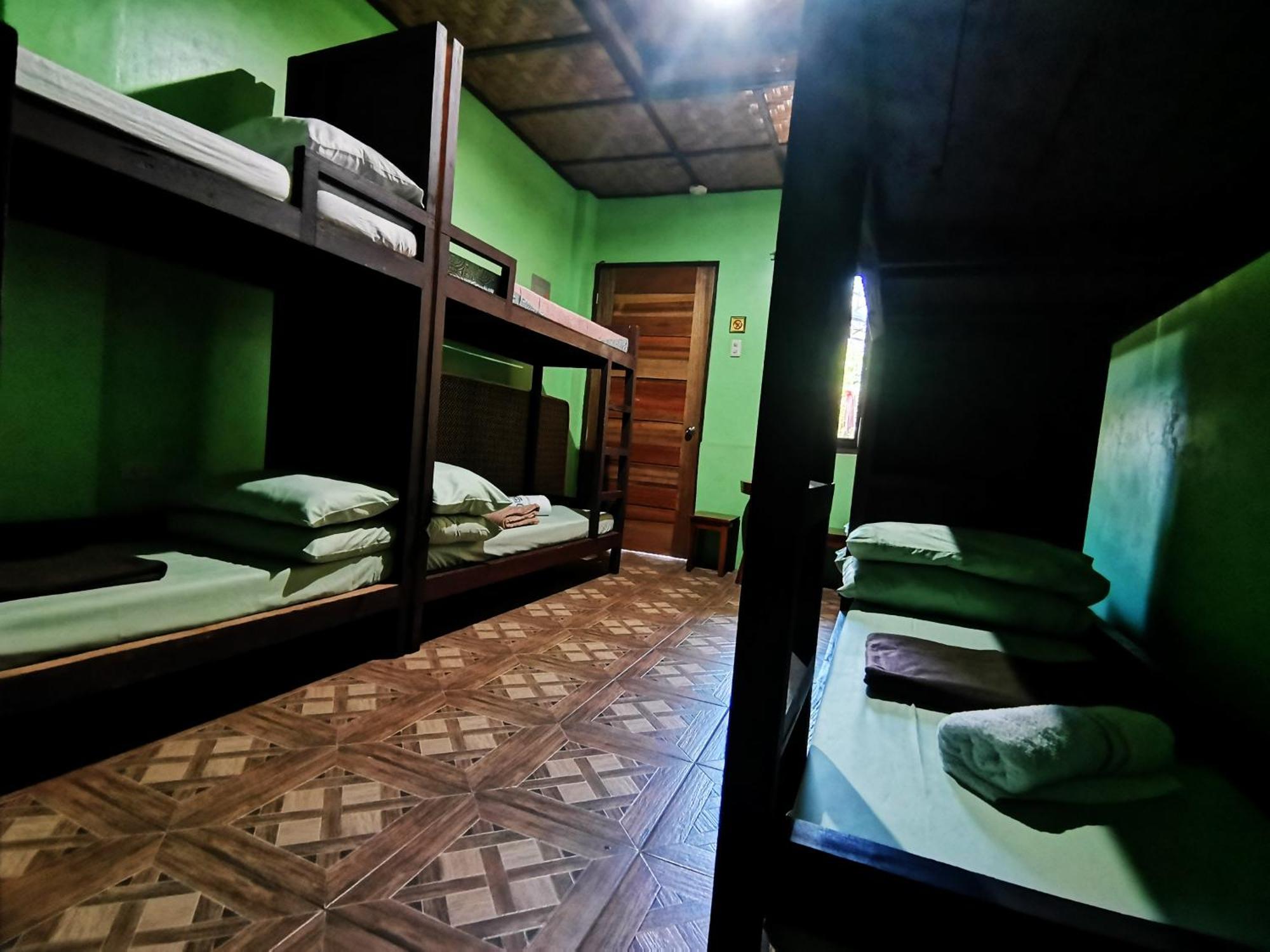 In-N-Out Hostel Siquijor Εξωτερικό φωτογραφία